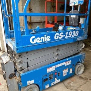 Used 2012 Genie GS1930 Scissor Lift for sale in Windsor, ON - LL69013