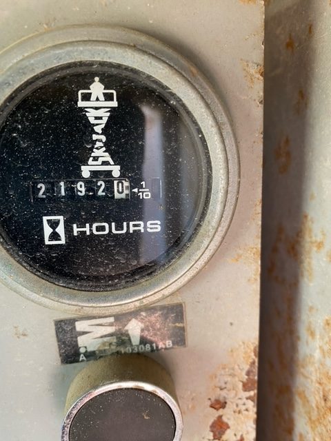 Used 2005 Skyjack SJ9250 Scissor Lift for sale in Windsor, ON - LL69008