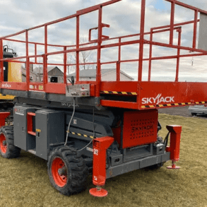 Used 2002 Skyjack SJ8831RT Scissor Lift for sale in Windsor, Ontario - LL69072