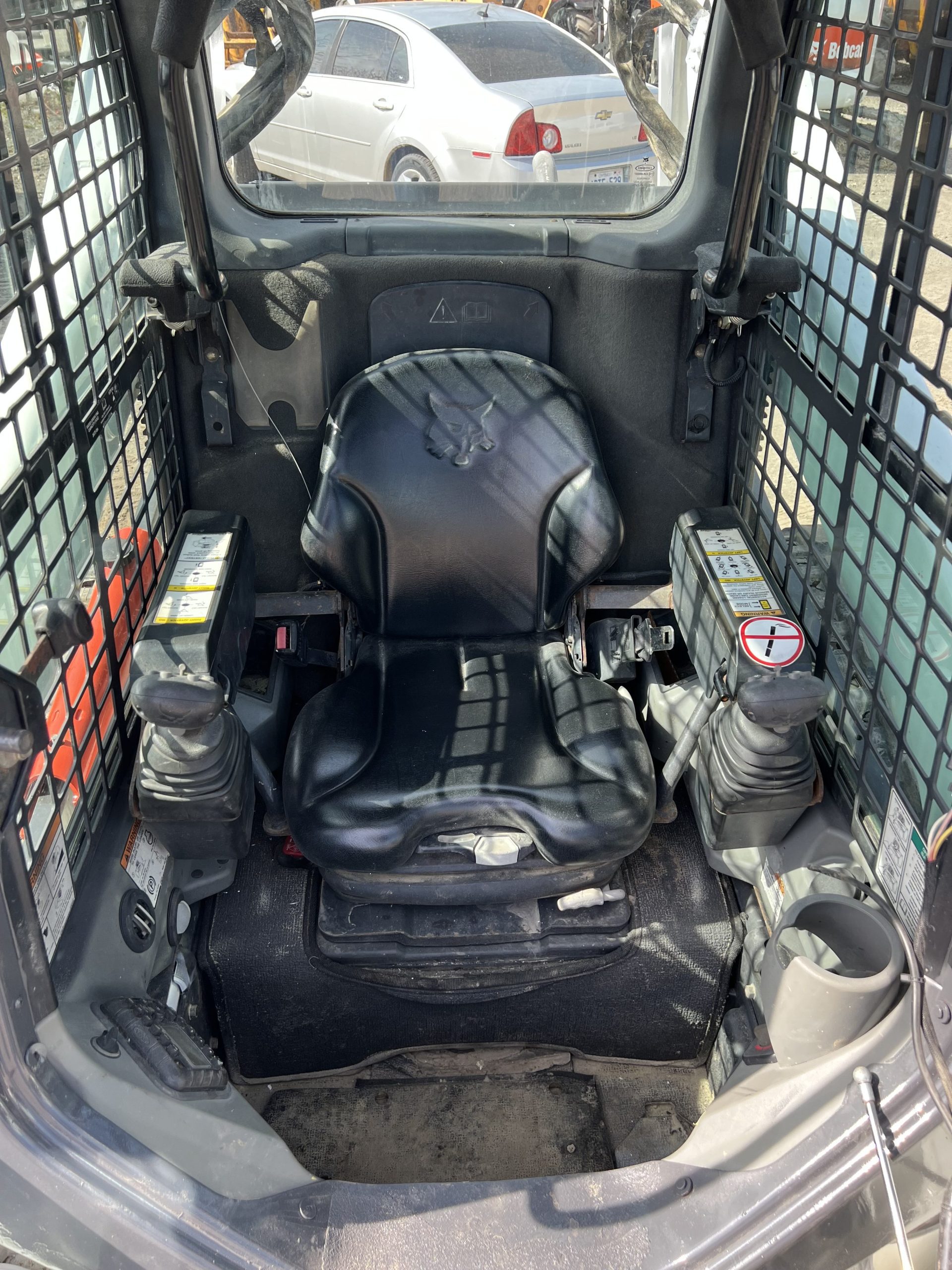 Used 2012 Bobcat T770 Skid Steer for sale in Ontario - LL69092