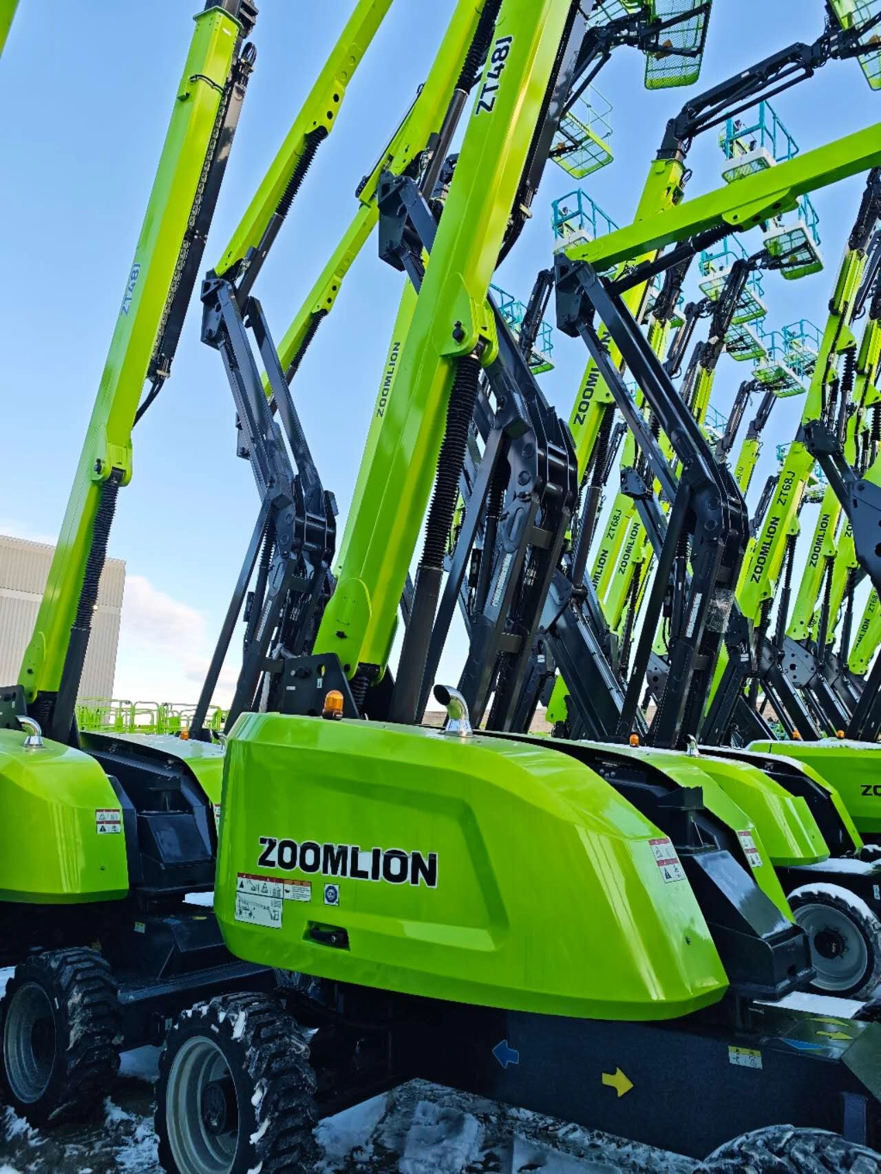 New Zoomlion ZT48J-V Articulating Boom Lift for sale in Ontario - LL69283NI