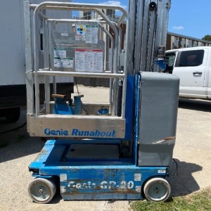Used 2011 Genie GR20 Vertical Mast Lift for sale in Saint-Cyrille de Wendover, QC - LL69353