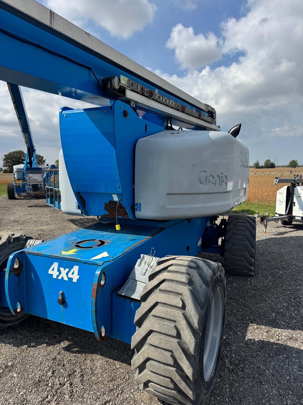 Used 2014 Genie Z80/60 Articulating Boom Lift for sale in Quebec - LL69384