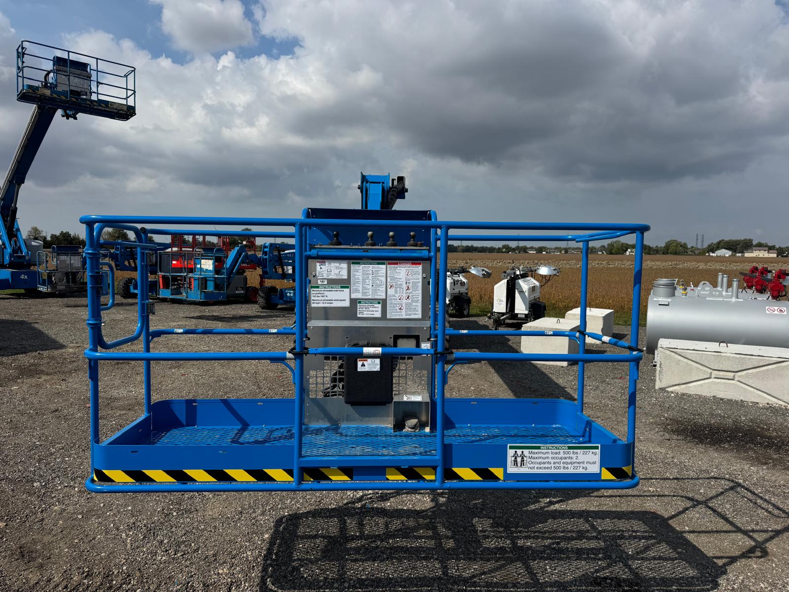 Used 2014 Genie Z80/60 Articulating Boom Lift for sale in Quebec - LL69384