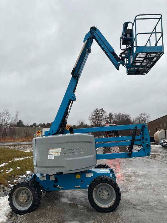 Used 2014 Genie Z45/25J Articulating Boom Lift for sale in New York - LL26-043