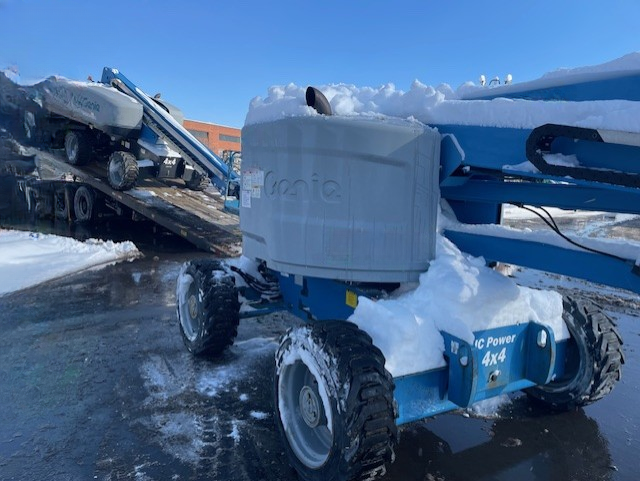 Used 2014 Genie Z45/25J Articulating Boom Lift for sale in New York - LL26-043