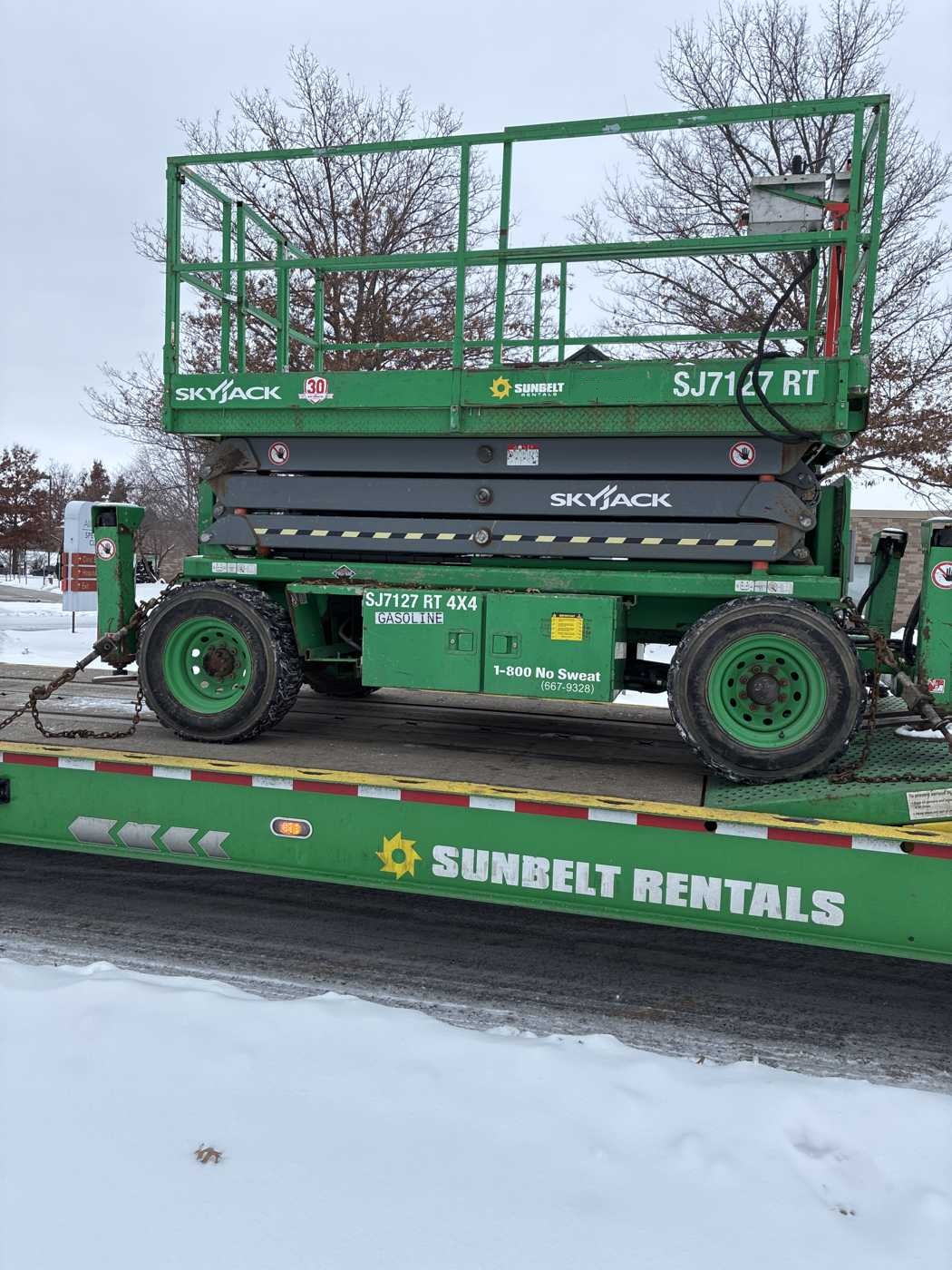 Used 2015 Skyjack SJ7127RT Scissor Lift for sale in Minneapolis, MN / FOB Minnesota - LL26-068
