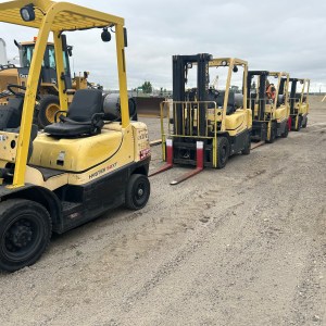 Used 2017 Hyster H50XT Forklift for sale in Calgary, AB / FOB Alberta - LLNI27-002