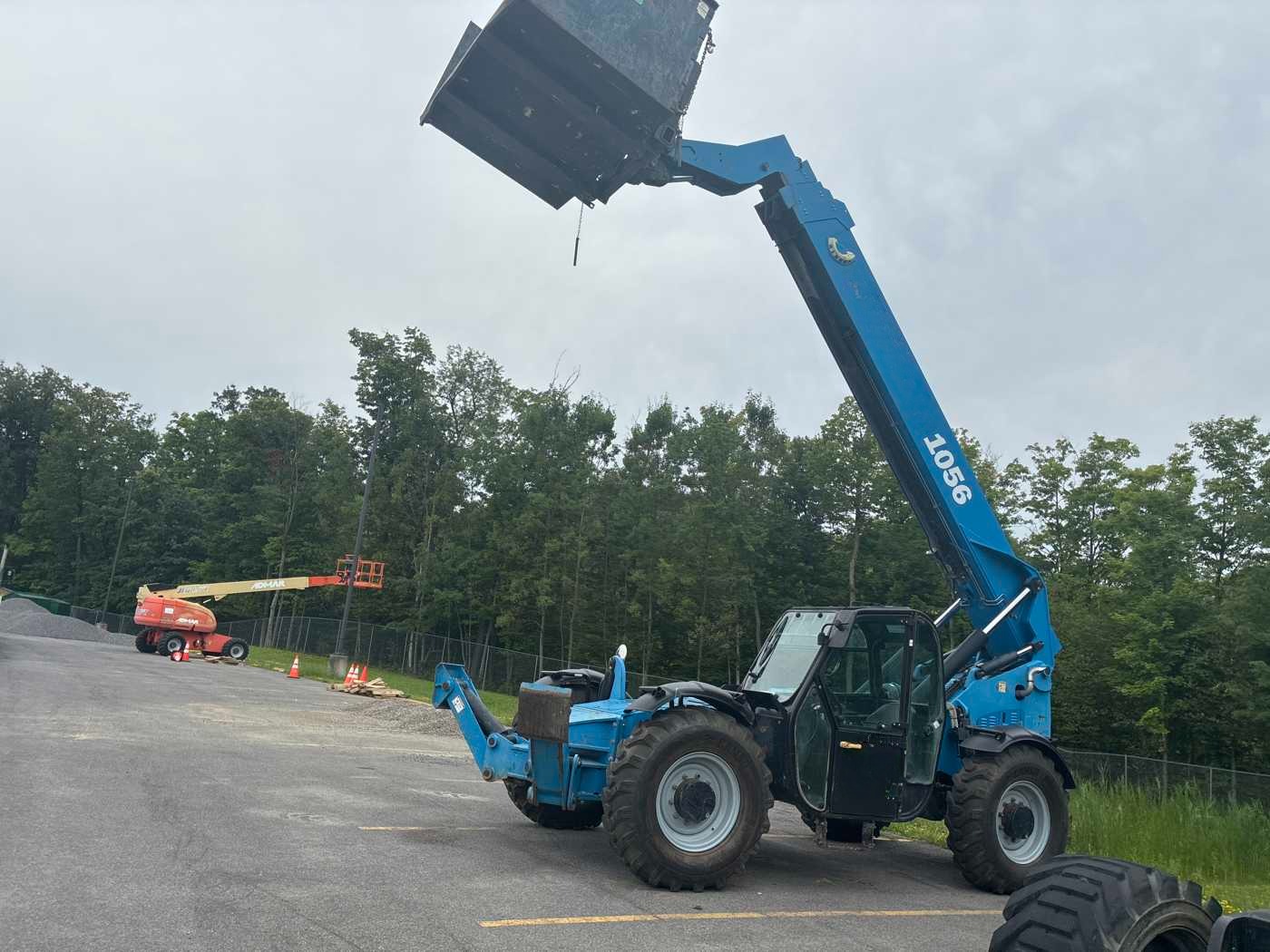 2015 Genie GTH1056 Telehandler